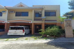 DUPLEX HOUSE PUEBLO EL GRANDE -  LILOAN CEBU