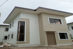 2 Storey 3 Bedrooms near Magikland Silay City